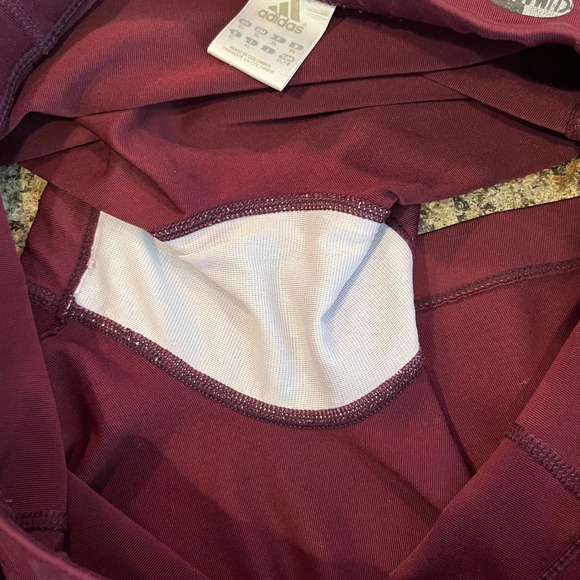 Adidas Womens XL Techfit 4" Volleyball Athletic Shorts Burgundy - Picture 5 of 8